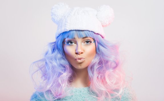 文章样式二:顶部大图+小图